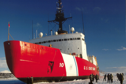 США направили ледокол на помощь застрявшему во льдах «Академику Шокальскому»