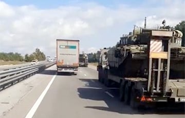 Огромные колонны военной техники РФ движутся к Крыму и украинской границе