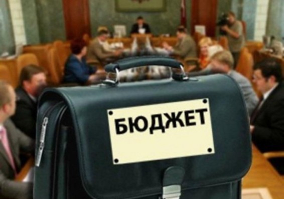 В проекте бюджета среднегодовой курс доллара замер на отметке 18,6 тыс. белорусских рублей