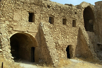 Боевики ИГ разрушили древнейший христианский монастырь в Ираке
