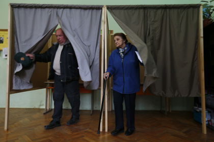Экзитполы предсказали победу прозападной партии ГЕРБ на выборах в Болгарии