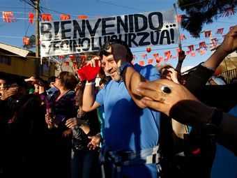 Врачи отпустили домой почти всех спасенных чилийских шахтеров