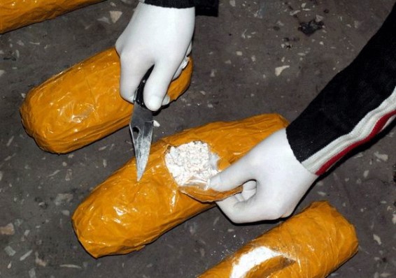 Число выявленных фактов контрабанды наркотиков, оружия и взрывчатки выросло наполовину