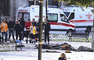 Меркель подтвердила, что среди пострадавших от теракта в Стамбуле есть немцы