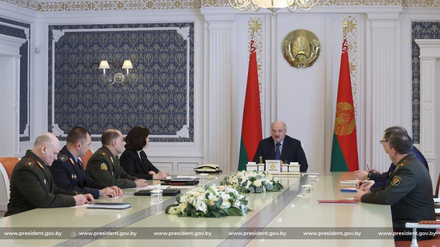 Лукашенко наградит сотрудников ГУПБОПиК за раскрытие «преступления террористической направленности»