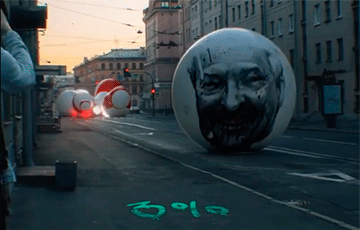 Видеофакт: Белорусы гонят Лукашенко по улице