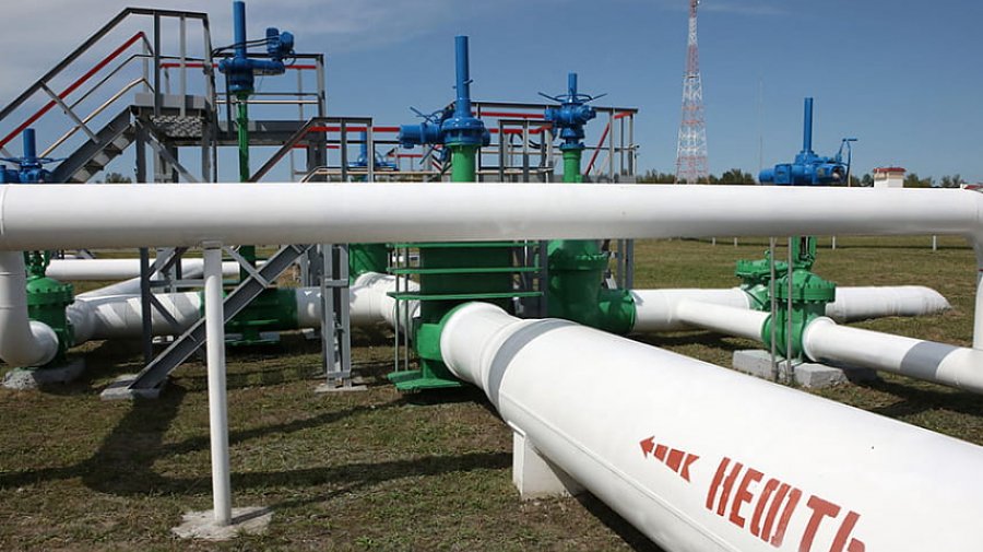 Головченко сообщил о подписании нефтяных контрактов с крупными поставщиками России