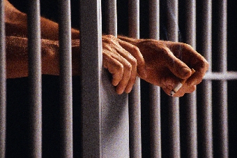 Во Франции каннибала приговорили к 30 годам тюрьмы