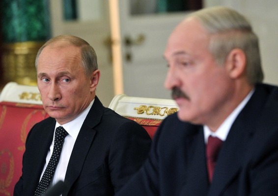 Лукашенко отменил визит в Москву