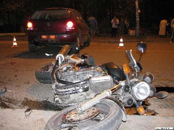 Мотоциклист протаранил 3 автомобиля в Минске