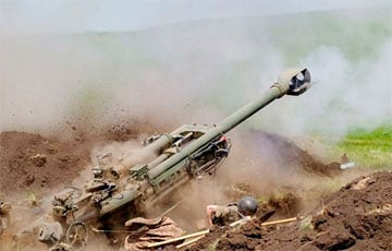 На Херсонском направлении украинские воины мощно ударили по оккупантам из гаубицы М777