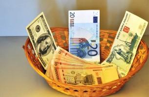 Нацбанк высказался об ограничении использования валюты в Беларуси