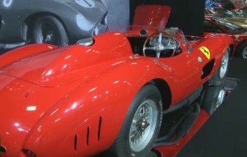В Париже по рекордной цене продают редкую Ferrari