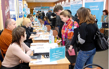 Половина безработных в России оказалась молодежью до 30 лет
