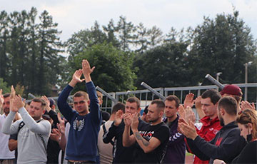 Болельщики «Молодечно» на стадионе почтили память героя Никиты Кривцова