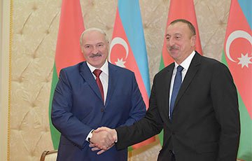 Лукашенко предложил Алиеву вместе заняться хлопком