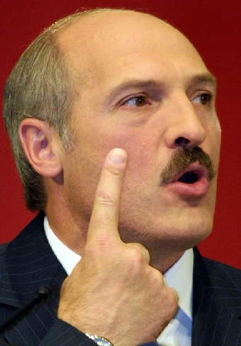 Лукашенко снова мешает Россия