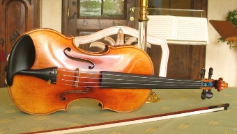 Скрипку XVII века работы Андреа Гварнери приобрела Белорусская академия музыки