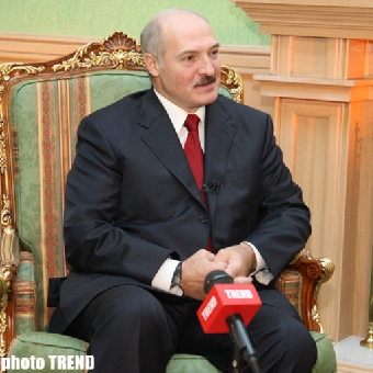 Лукашенко  поздравил Берлускони