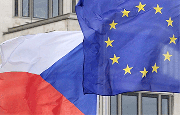 Еврокомиссия: Чехия из-за премьера должна вернуть миллионы евро