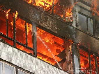Cемья из пяти человек спасена от гибели на пожаре в Минске