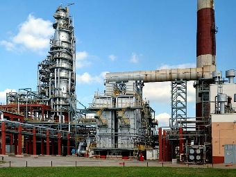 Белорусская нефтепереработка снизила производство на 27,5%