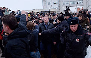 Бунт в Волоколамске: протесты под Москвой вышли на новый уровень
