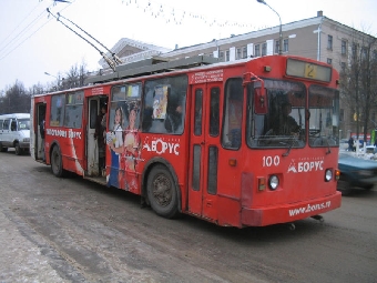 Сотни минчан опоздали на работу из-за троллейбусной пробки