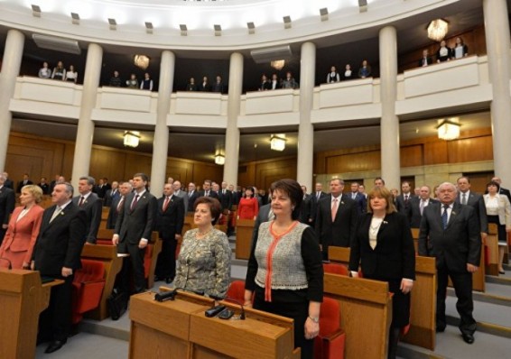 Беларусь лидирует в ЕАЭС по числу женщин в парламенте