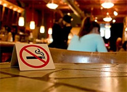 В ресторанах запретят курить