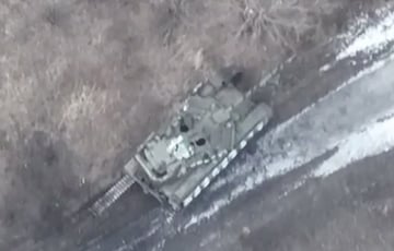 Украинские воины 63-й ОМБр уничтожили московитский танк Т-90 и миномет