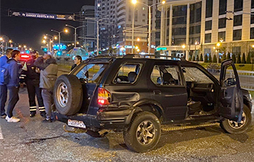 На проспекте Дзержинского каратели крушили машины минчан