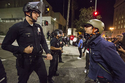 Полиция Лос-Анджелеса научит выживать при стрельбе в общественном месте
