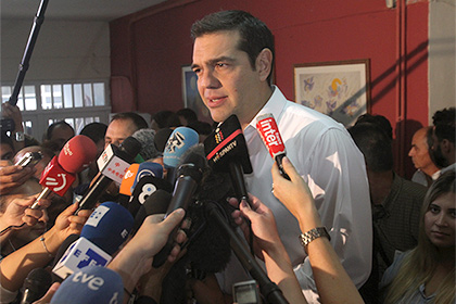 Ципрас принял присягу в качестве главы кабмина Греции