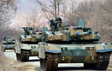 Польша развернула новый танковый батальон у беларусской границы