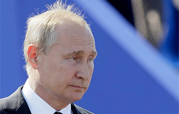 Cайт Кремля опубликовал видео дрожащего Путина