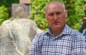 Борис Петрович: Памятник со звездой – издевательство над памятью о Василе Быкове