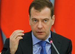 Медведев попросил Мясниковича и Масимова подумать о введении единой валюты