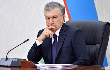 Президент Узбекистана на полгода запретил принимать новые правовые акты