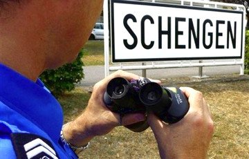 Министры ЕС требуют изменить правила Шенгенской зоны