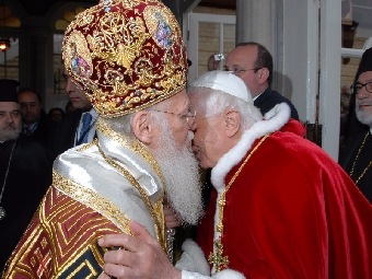 Глава Папского совета по СМИ посетит Беларусь в 2011 году