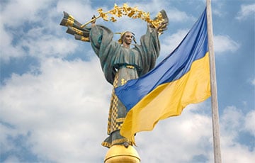 Украинцы исполняют национальный гимн назло врагу