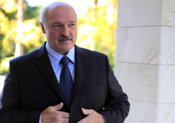 Лукашенко предложил Путину снять все спорные вопросы к декабрю