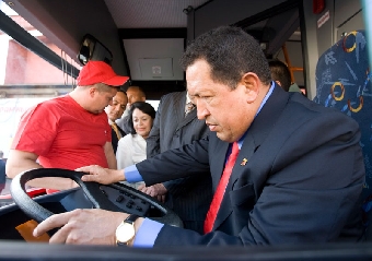 Чавес купит  МАЗ?