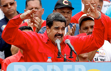 Профили Мадуро в Facebook и Instagram лишились синей «галочки подлинности»
