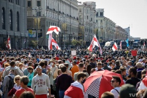 22 день после выборов: в Беларуси проходит «Марш мира и независимости»