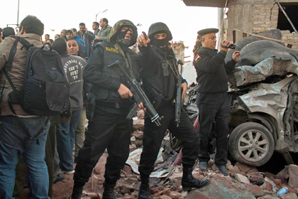 При взрыве в Каире погибли четыре человека