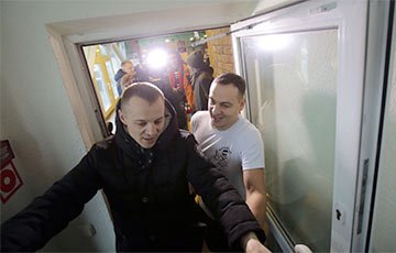 Белорусские активисты провели «разъяснительную беседу» с владельцами барбершопа «Чекист»