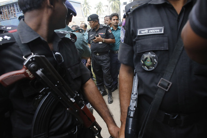 Шесть жителей Бангладеш приговорены к смерти за убийство ребенка