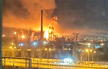 Атаки на НПЗ в Московии: Куйбышевский завод полностью остановил работу